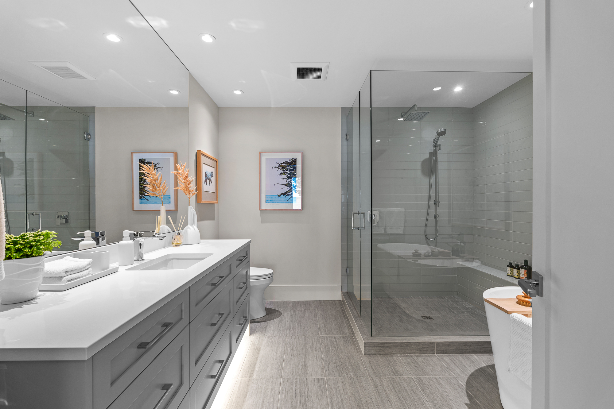 #8 – 5110 Alderfeild Place